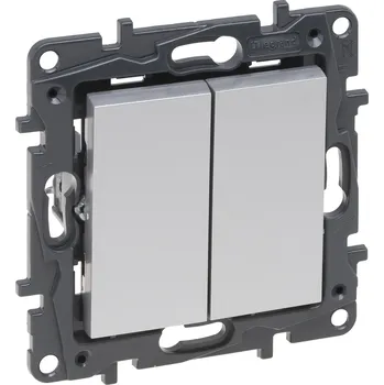 Elektrická zásuvka Legrand NILOÉ STEP spínač č.5, sériový HLINÍK /863305/