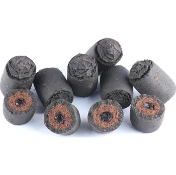 Krmiva Hulín BLACK BARREL Plněné Pelety NA SUMCE 3v1 Ø 42 mm 2,5 kg