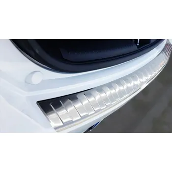 Lišta karosérie Avisa Ochranná lišta hrany kufru Hyundai i30 2020- stříbrná