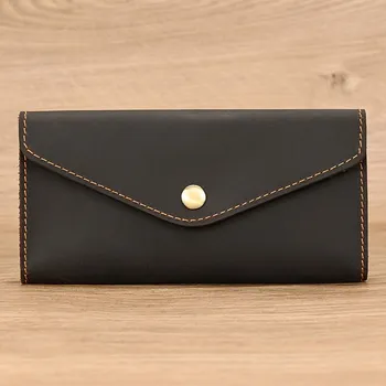 Outdoorové zavazadlo Prošívané kožené pouzdro s kovovými detaily Barva (Varianta): tmavě hnědá