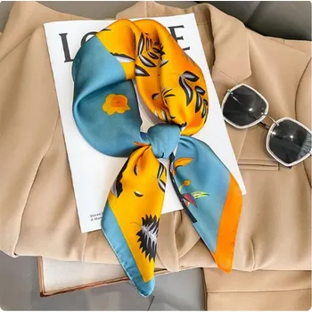 Šátek Elegantní hedvábný šátek - 70x70 cm Barva: JNC161-01