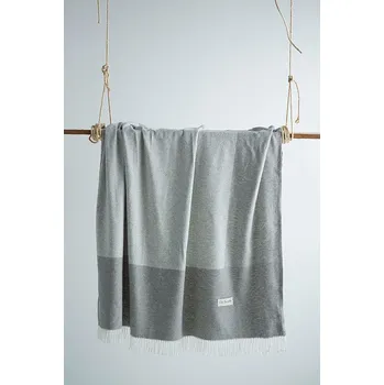 deka BC FABRICS LUXUSNÍ pléd CROISETTE sv. šedý 130 x 170 cm