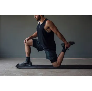 Plakát Plakát, Obraz - Muscular Sportsman Stretching his Legs to, FreshSplash