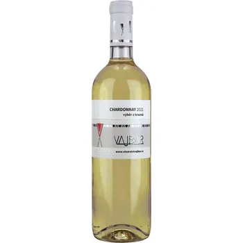 Chardonnay 2022, polosladké, výběr z hroznů, Vajbar, 0,75 l