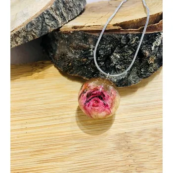 Náhrdelník VitaliaArt | Náhrdelník z pravých květů střední růže - Vitalia Art 0001755