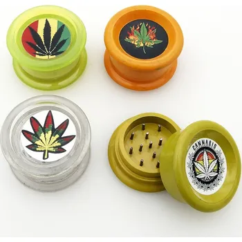 Drtička plastová Cannabis Mix 5 cm 01