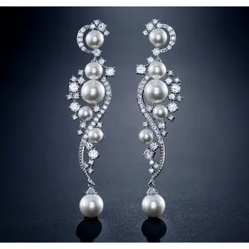 Náušnice B-TOP Dámské náušnice s perlami a zirkony Druh barvy: Stříbrná