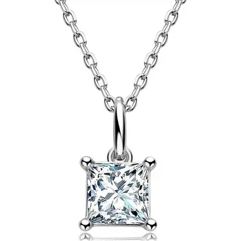 Náhrdelník Stříbrný náhrdelník se čtercovým moissanitem