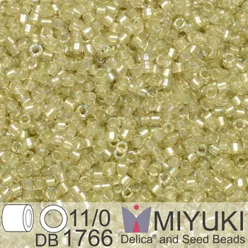 Korálek Korálky Miyuki Delica 11/0. Barva Sparkling Celery Lined Light Tea Rose AB DB1766. Balení 5g.