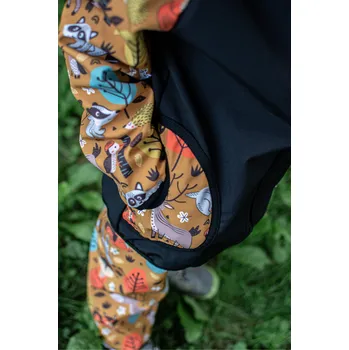 Chlapecká bunda Yháček Softshellová bunda Yháček, zimní, lesní zvířátka okr Velikost: 128