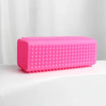 Kartáč pro zvířata Masážní kartáč pro psy na vyčesávání srsti - růže červená