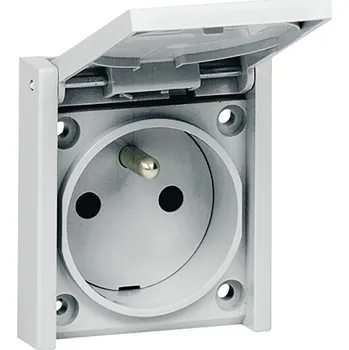 Elektroinstalační materiál LEGRAND Zásuvka PLEXO 90335 2P+T bílá IP44 090335