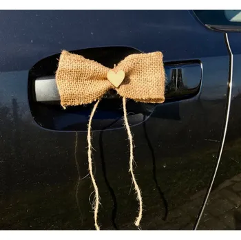 Svatební dekorace Svatba-eshop Jutová mašle se srdíčkem k nalepení - dekorace na svatební auto
