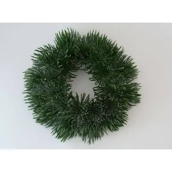Věnec Canea Polsko Věnec z jehličí nezdobený prům. 22 cm
