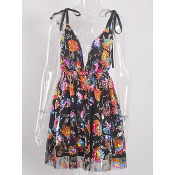 Dámské šaty Mini tylové šaty na ramínka s barevnými flitry Barva: Černá, Velikost: M