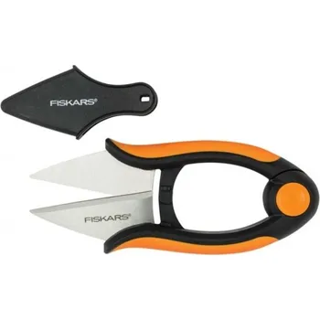 Nůžky na větve Fiskars Solid SP220, malé zahradní nůžky na bylinky