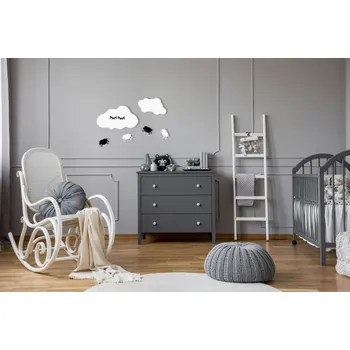 Dřevěná dekorace na zeď / mráčky s ovečkami