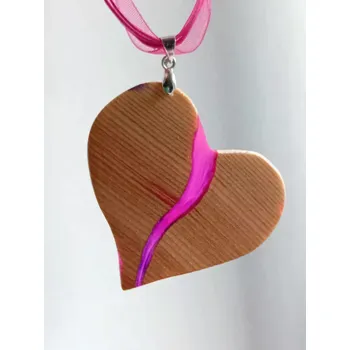 Náhrdelník Náhrdelník Srdce z borovice (Náhrdelník Srdce z borovice)