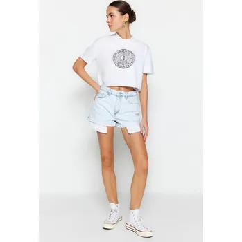 Dámské kraťasy Trendyol světle modré džínové šortky s vysokým pasem Trendyol bílá 2308433