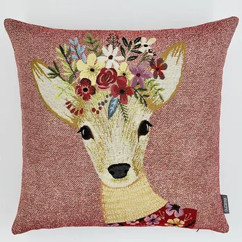 Dekorativní polštářek BYTEMA Gobelínový povlak na polštář SRNA 45 x 45 cm