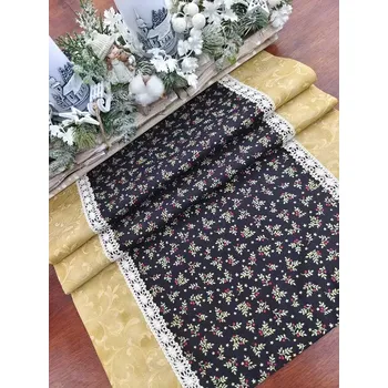 Vánoční dekorace Běhoun vánoční - cesmíny na černé v kombinaci se zlatou