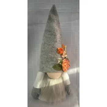 Skřítek zdobený šedý