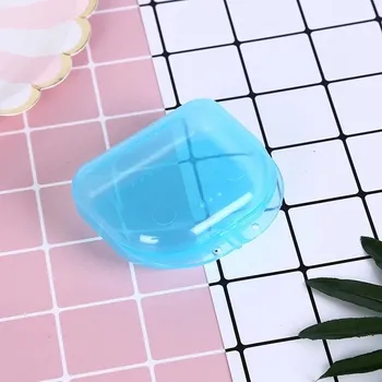 Úložný box Mini úložný box pro zubní protézy - světle modrá