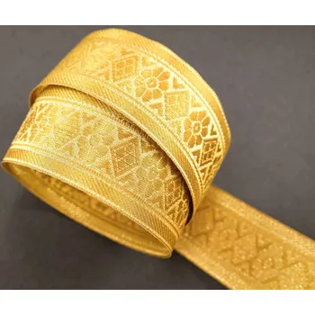 Zlatý vyšívaný prýmek s kosočtverci a květy - šíře 4 cm