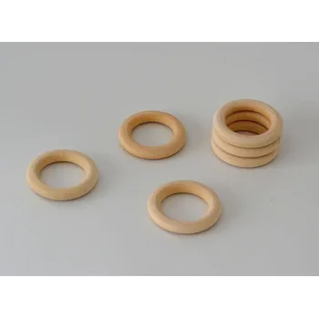 Dřevěný bukový kroužek průměr 49 x 33 mm
