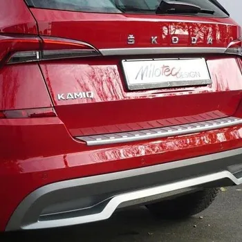 Autodíl Milotec Lišta mezi zadní světla Škoda Kamiq (od roku 2019>) - stříbrná ALU BRUSH -
