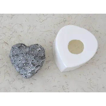 Silikonová forma - Srdce z květů 80 x 80 x 50 mm