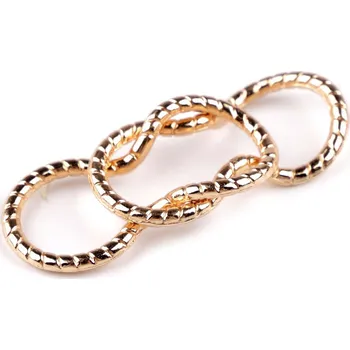 Kovové zapínání / spona