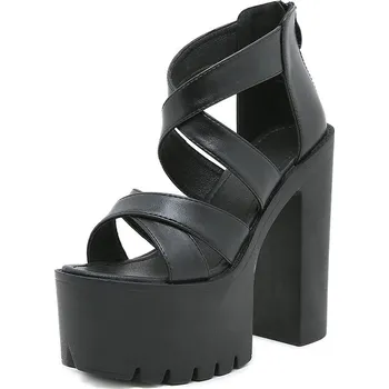 Dámské sandále Gothic sandály na traktoru Barva: Černá, Velikost: 42