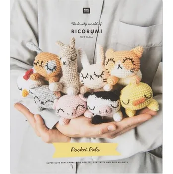 kreativní sada Rico Design Kniha návodů na háčkování Ricorumi Kámoši do kapsy anglická verze