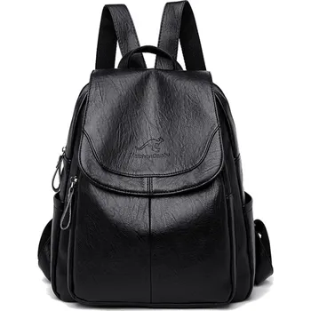 Městský batoh Dámský městský kožený batoh Barva: Černá