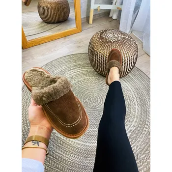 Dámské pantofle Dámské kožené papuče Model 29 tmavě hnědé s kožíškem, VELIKOST 36