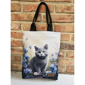 Taška, britské kotě s květinami