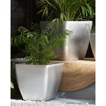 Květináč stříbrný směs hlíny a vláken 50 x 50 x 48 cm lesklý povrch do každého počasí moderní design interiér exteriér Beliani