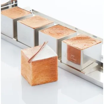 Nádoba na pečení MARTELLATO FORMA NA TRAVEL CAKE - CUBÓ 6x6cm v. 6 cm 220 ml - v setu 5ks s podnosem