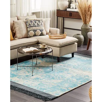 Koberec Koberec modrý béžový viskóza a bavlna 140 x 200 cm se vzorem se střapci vintage styl Beliani