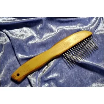 Péče o srst a drápky Bambusový hřeben DETANGLER Groomer.dk otočné dlouhé hroty