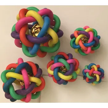 Hračka pro psa Míček s rolničkou Velikost: 6 cm