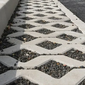Venkovní dlažba CS-BETON Dlažba zatravňovací velká šedá – 600×400×100 mm