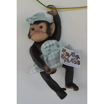 plyšák Opička v modro-bílé kostkované sukénce od RosaToys (BEBE MONO 25 CM ROSA )