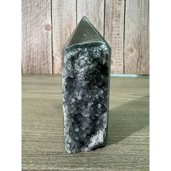 Ametyst drůza Brazílie špice - obelisk 7 cca 11,4 x 4,4 x 4,3 cm, 365 g