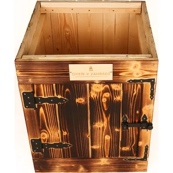 Udírna OHENVZAHRADE.CZ Dřevěná udící komora s kováním - opálená impregnovaná 50x50x60 cm
