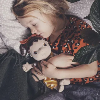 Panenka RUBENS BARN Tummies Hřejivá látková panenka Lumi