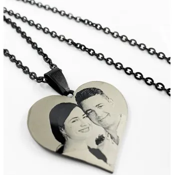 Gravírování PŘÍVĚSEK S GRAVÍROVANÍ FOTOGRAFIE - SRDÍČKO BLACK