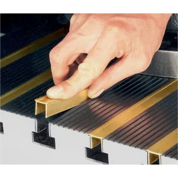 Stavební profil Krycí lišta do T drážky - sada š: 28mm