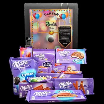 Dárkový potravinový koš TREZOR – dárková bedna s potiskem plná Milky